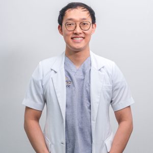 drg.-arnold-Kyoto.,-Sp.KG-(-Dokter-gigi-spesialis-Konservasi)